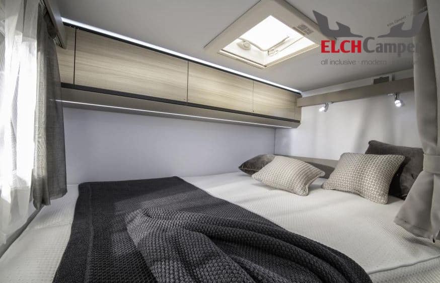 Adria-Cpmpact-Axess-SP-Schlafbereich Adria-Cpmpact-Axess-SP-Schlafbereich