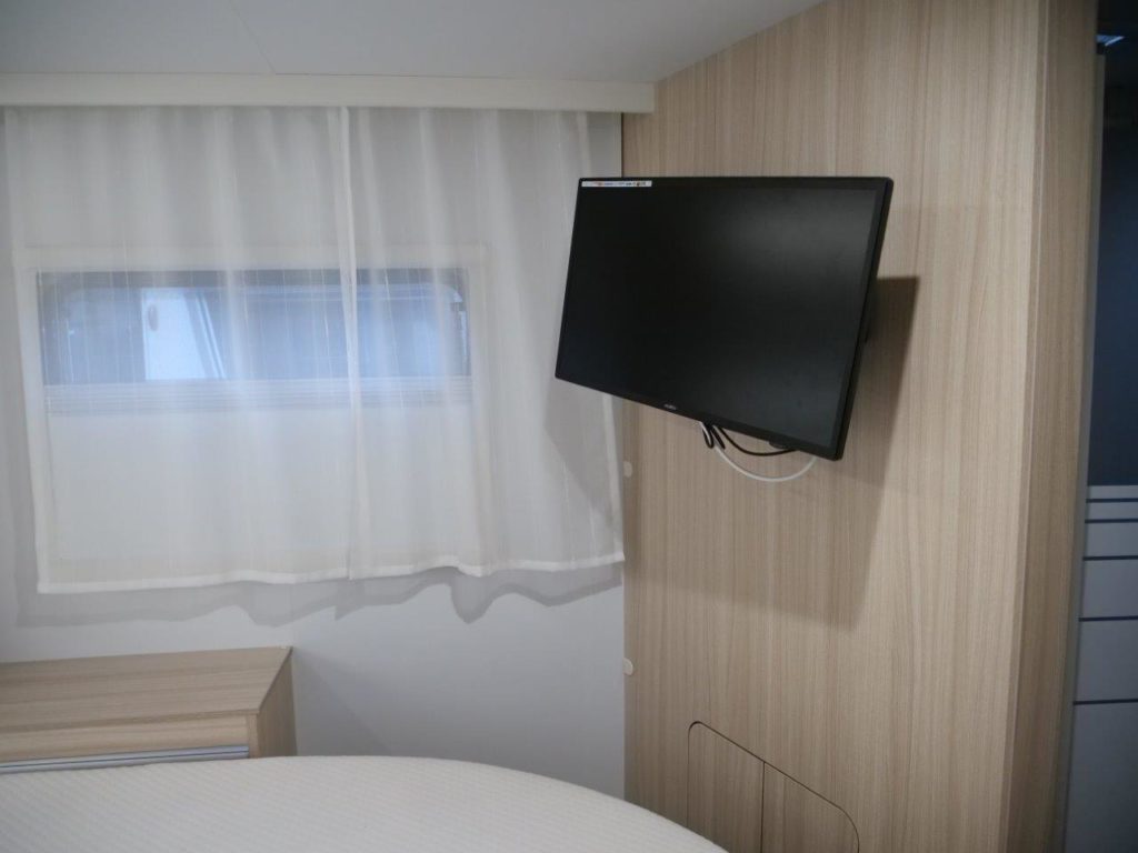 Sun-Living-S-75SC-TV
